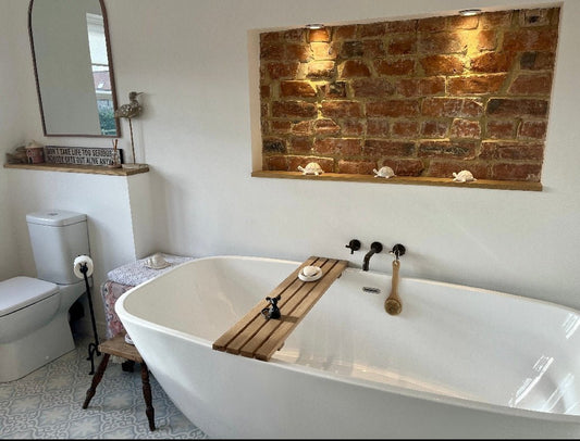 Oak Wood Slatted Bath Tidy - Apex Bespoke Carpentry
