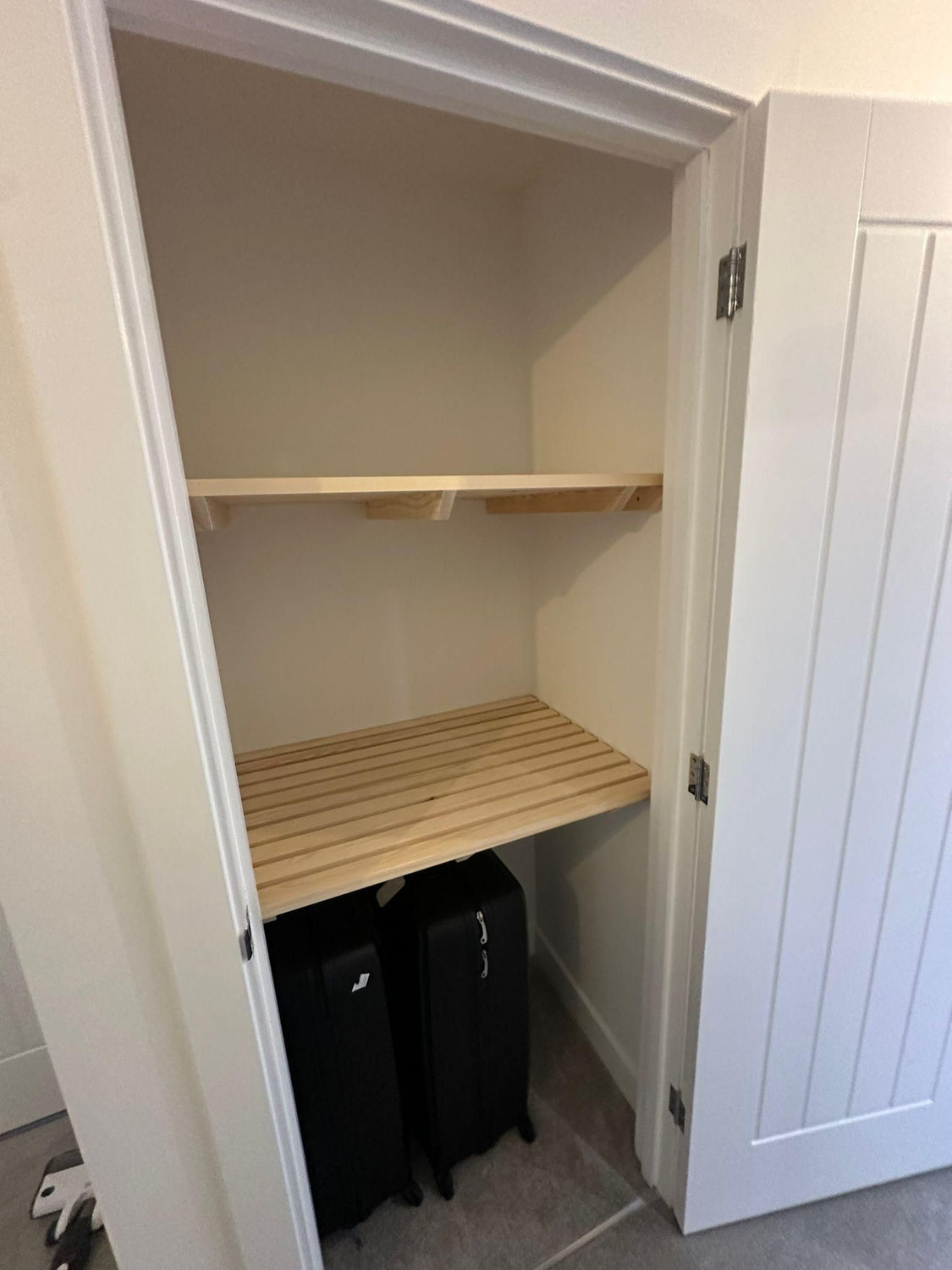 Made-to-Measure Shelves