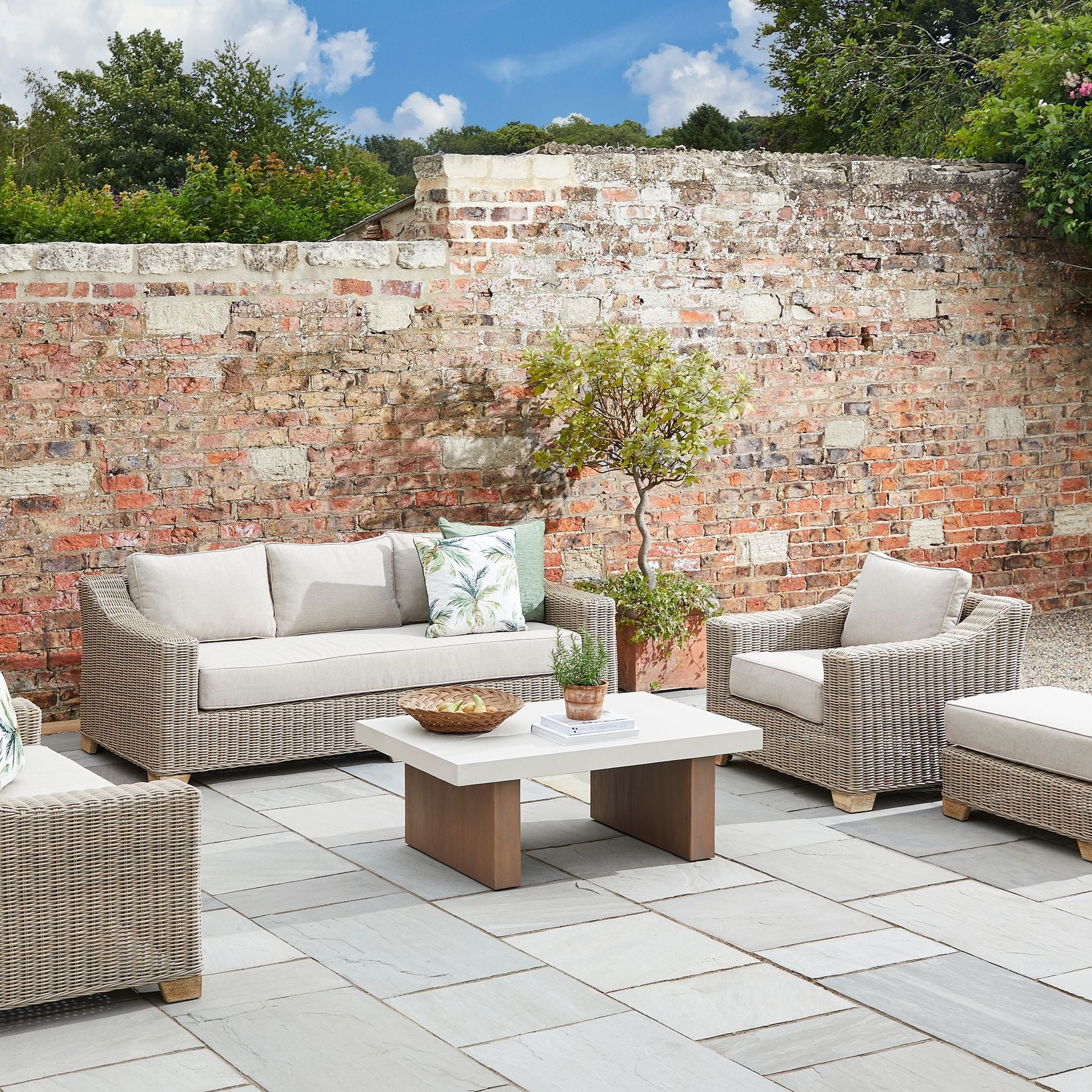Capri Outdoor Armchair - Apex Bespoke Carpentry